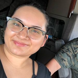 Meet your Posher, Karla